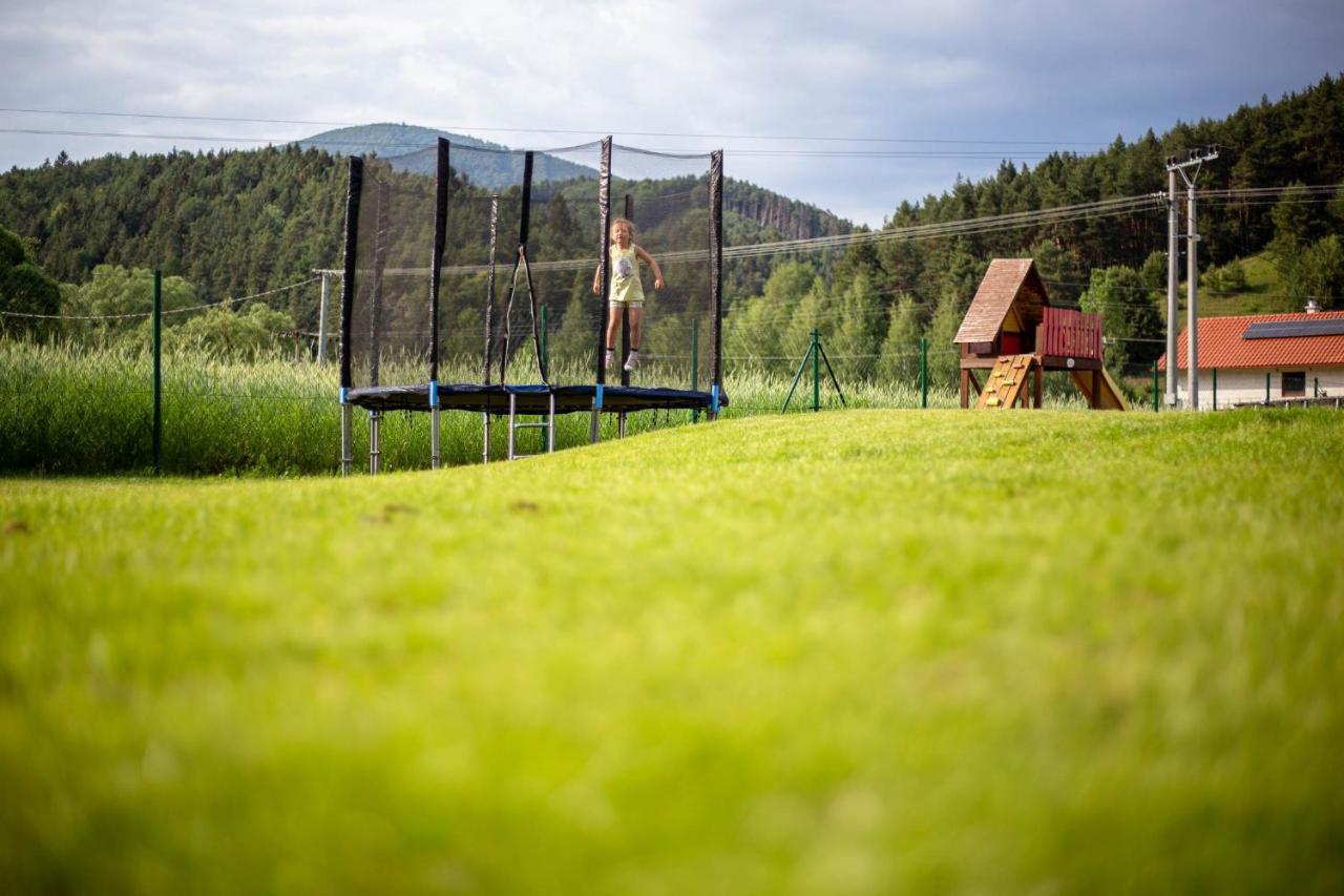 Villa Domceky Sabinka A Melinka Valča Exterior foto